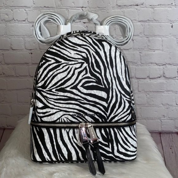 ?MICHAEL KORS RHEA ZIP MEDIUM BACKPACK BLACK WHITE LOGO 